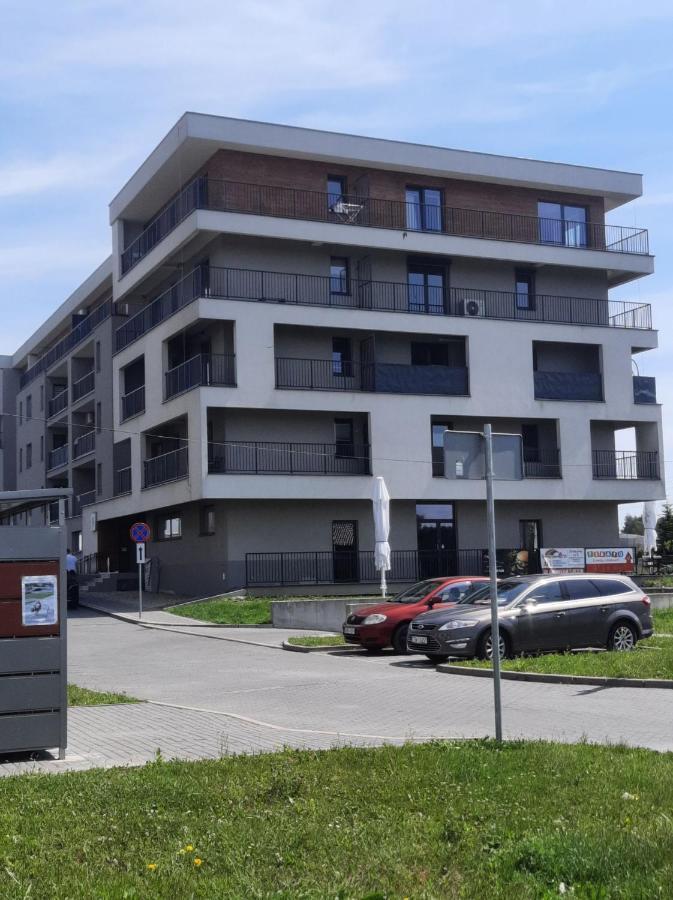 Apartament 66 Zator Bagian luar foto